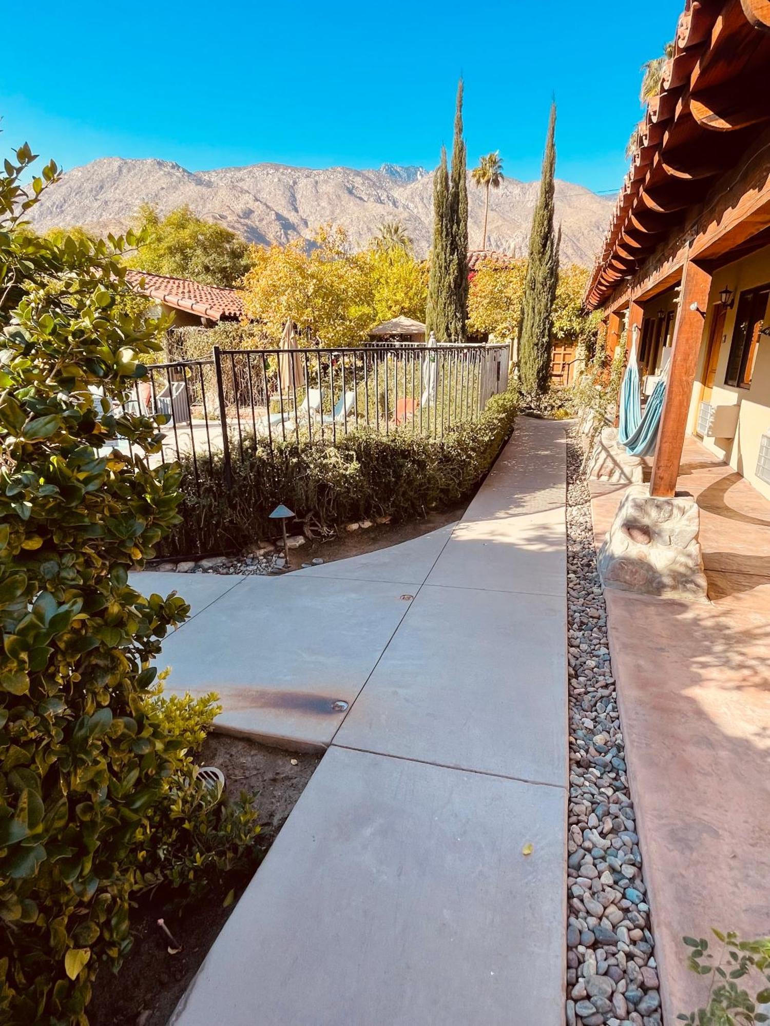 Los Arboles Hotel Palm Springs Exterior photo